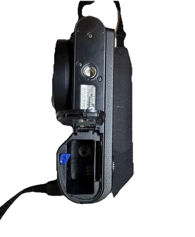 Samsung NX1000 Digital Cameras