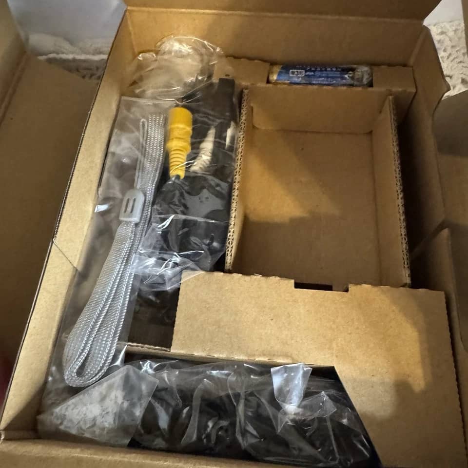 Nikon COOLPIX L12 Digital Cameras Silver Used - Good Body Only