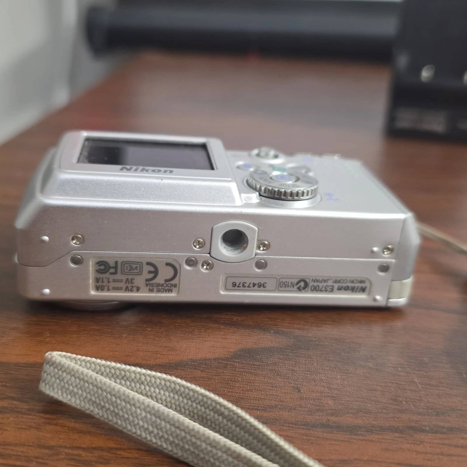 Nikon COOLPIX 3700 Digital Cameras Silver New Body Only
