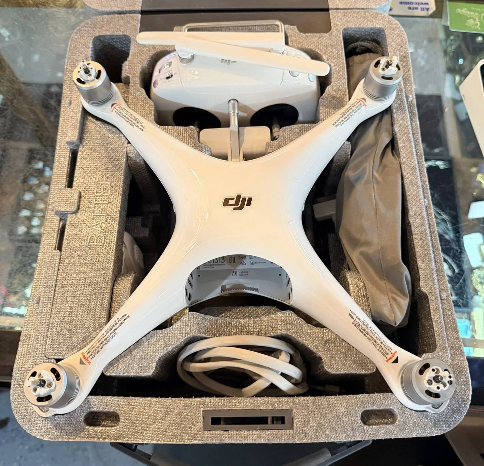 DJI Phantom 4 Pro Quadcopters & Multirotors For parts or not working