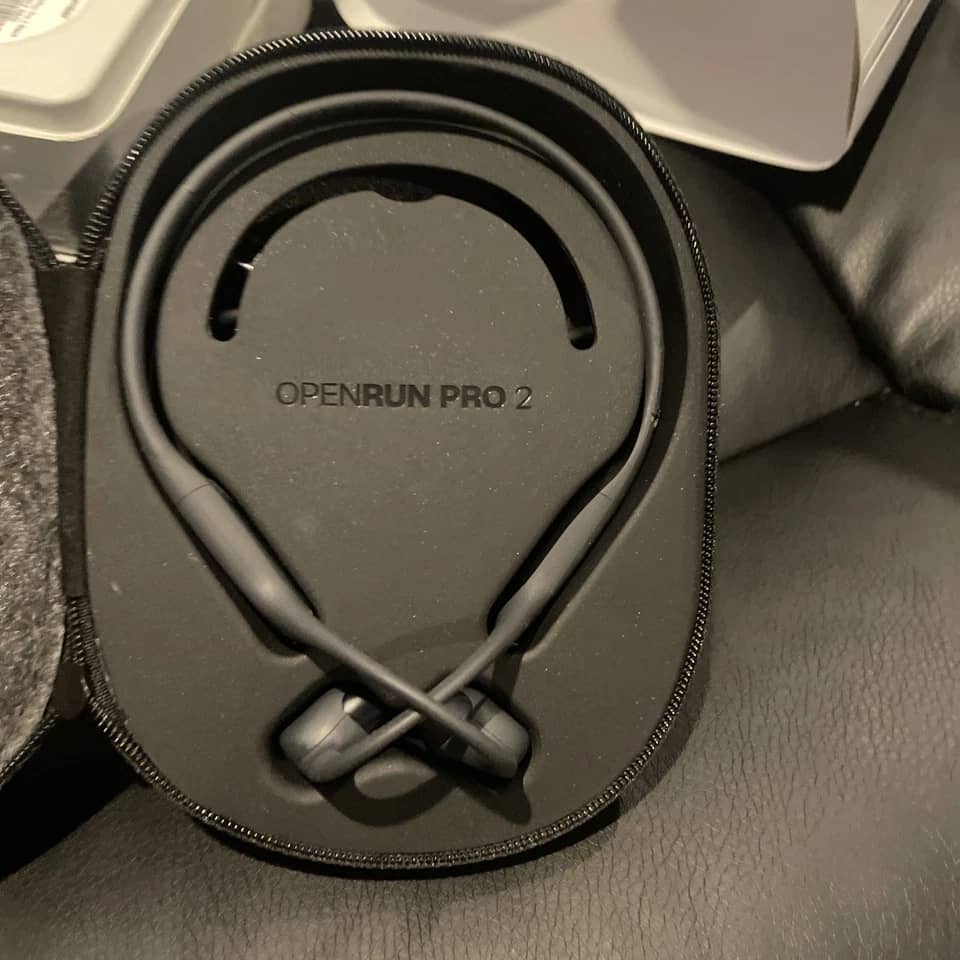 Shokz S820-ST-BK-US Headphones & Earbuds 