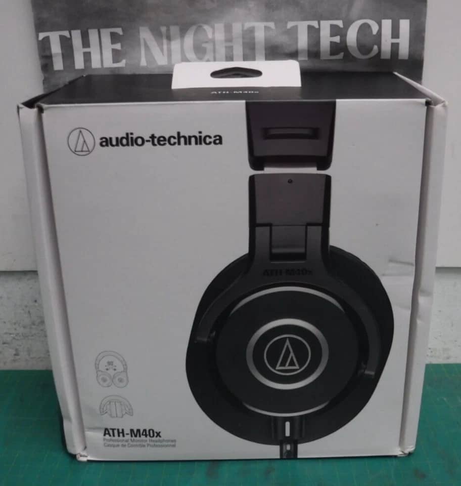 Audio-Technica ATH-M40x Headphones & Earbuds 