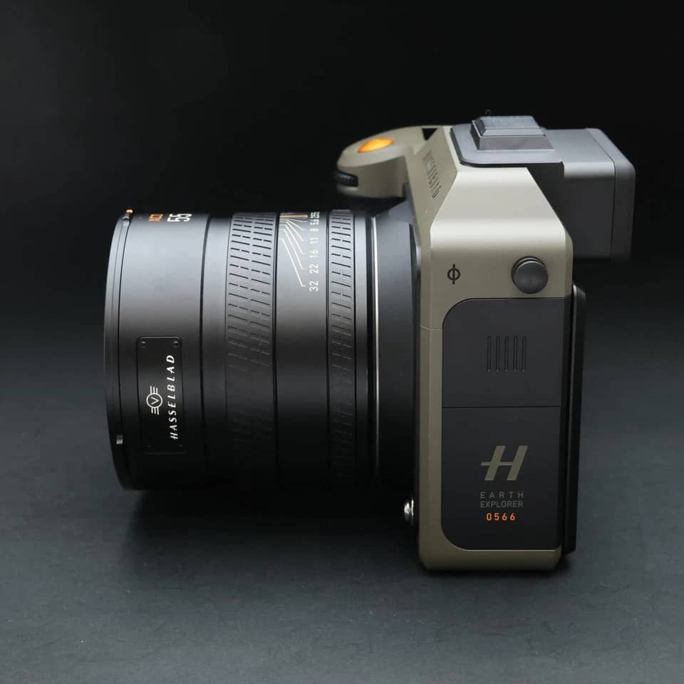 Hasselblad X2D 100C Digital Cameras Black New Body Only