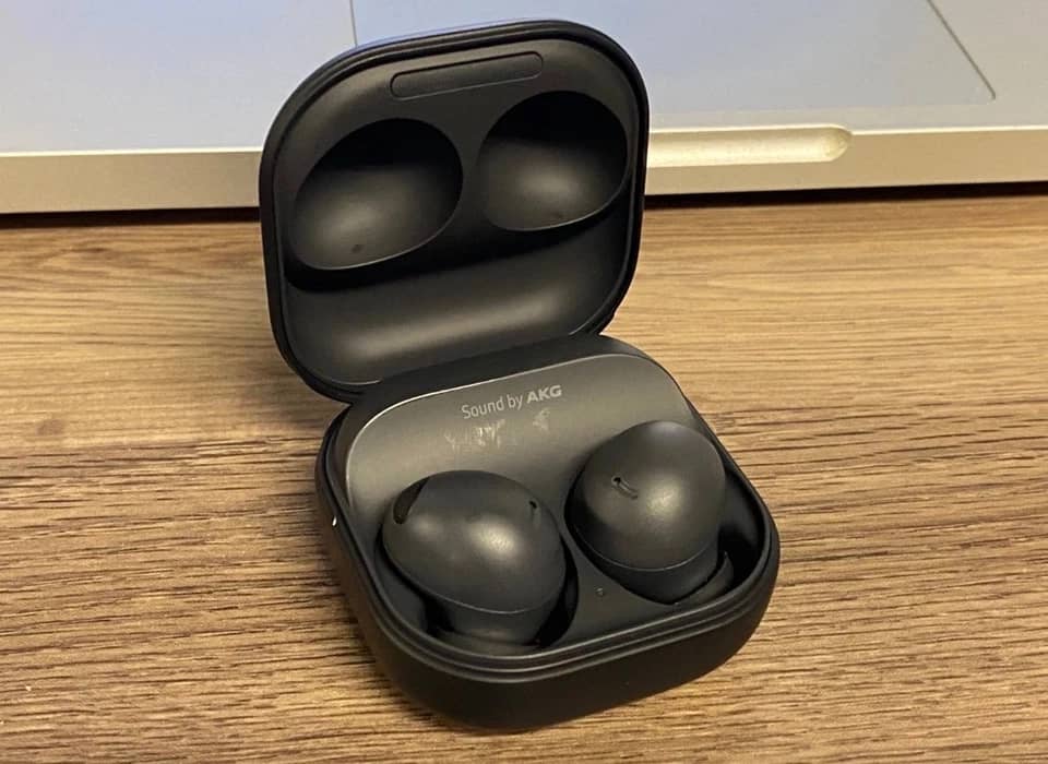 Samsung Galaxy Buds Pro Headphones & Earbuds 
