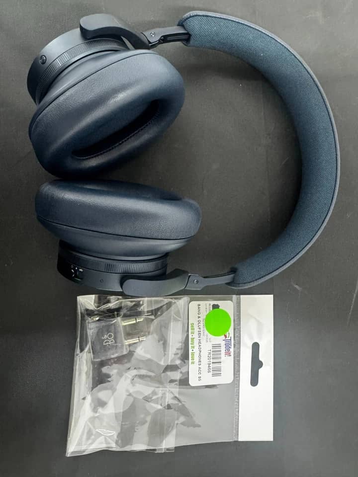 Bang & Olufsen Beoplay H95 Headphones & Earbuds 