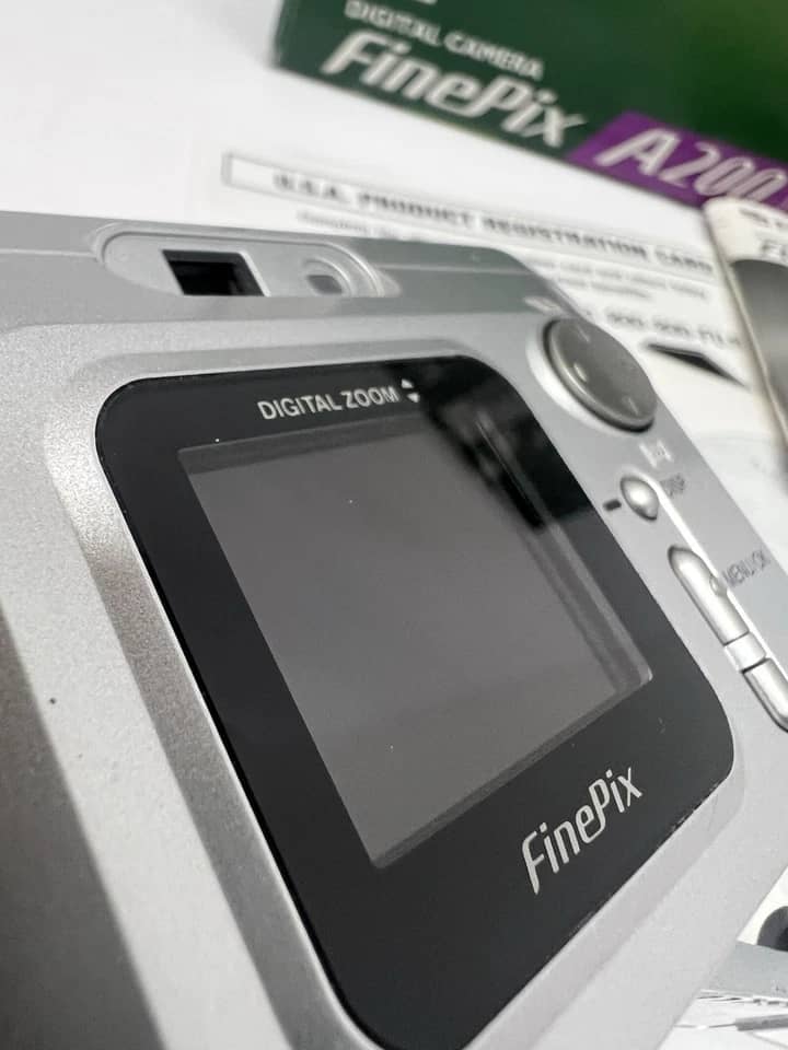Fujifilm DiMAGE A200 Digital Cameras