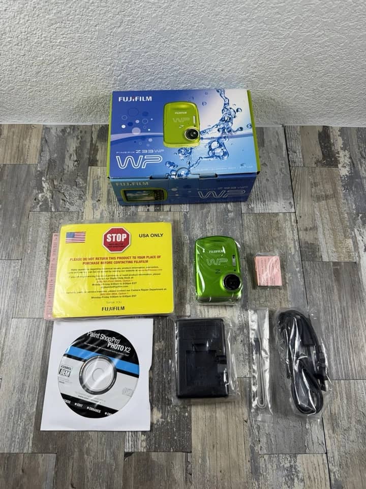 Fujifilm FinePix Z33 WP Digital Cameras Green New Body Only