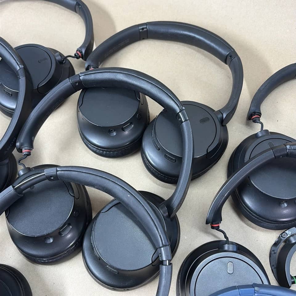 Sony WH-CH720N Headphones & Earbuds 