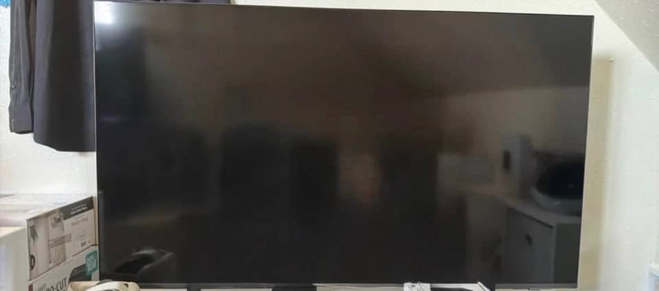 Samsung AU6900 TVs