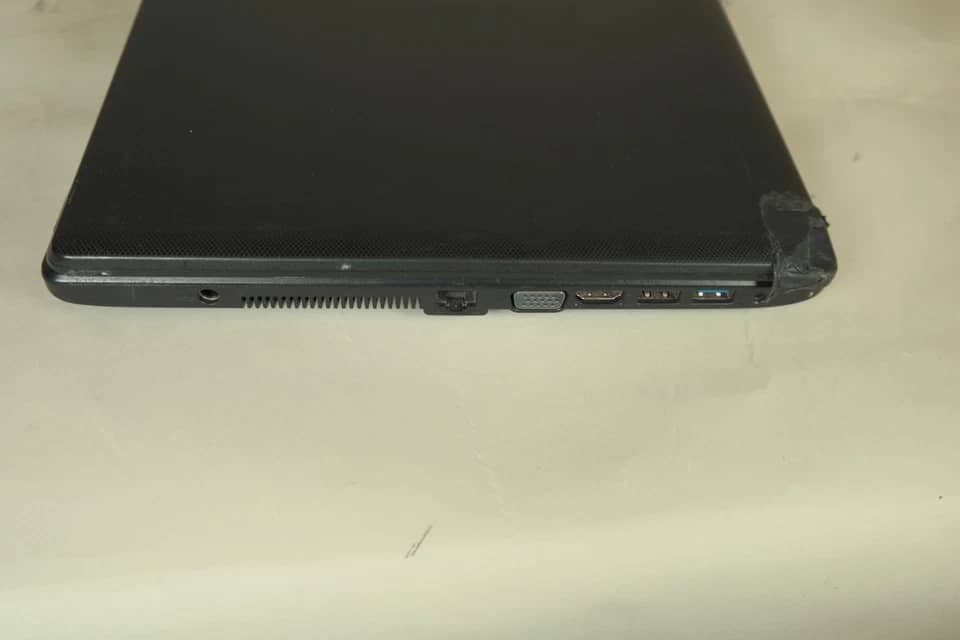 ASUS ExpertCenter D550M Computers