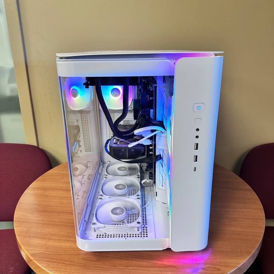 Skytech Gaming King 95 Computers New