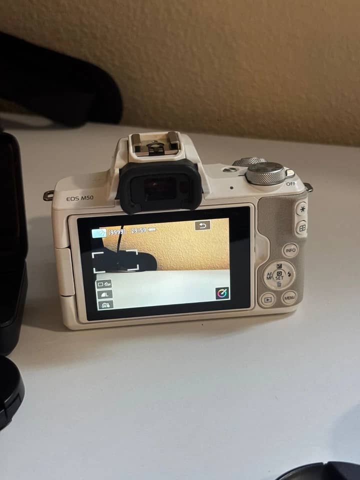 Canon EOS M50 Digital Cameras