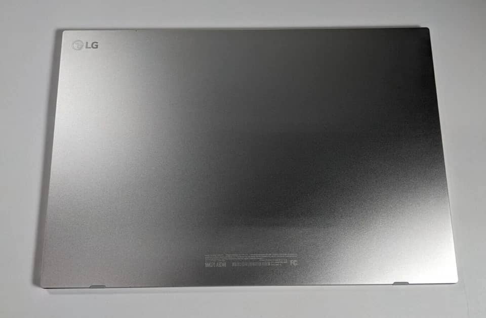 LG 16MQ70 Monitors