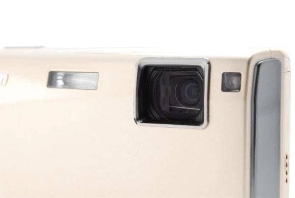 Nikon COOLPIX S60 Digital Cameras Red New Body Only