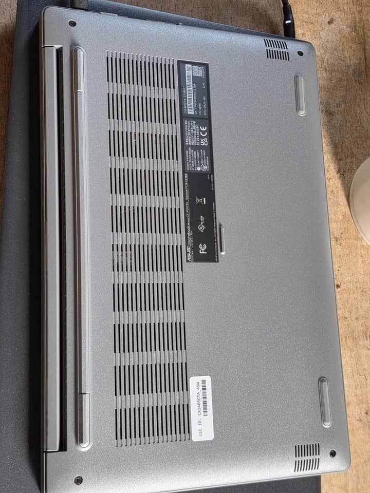 ASUS Chromebook CX1405CTA Computers