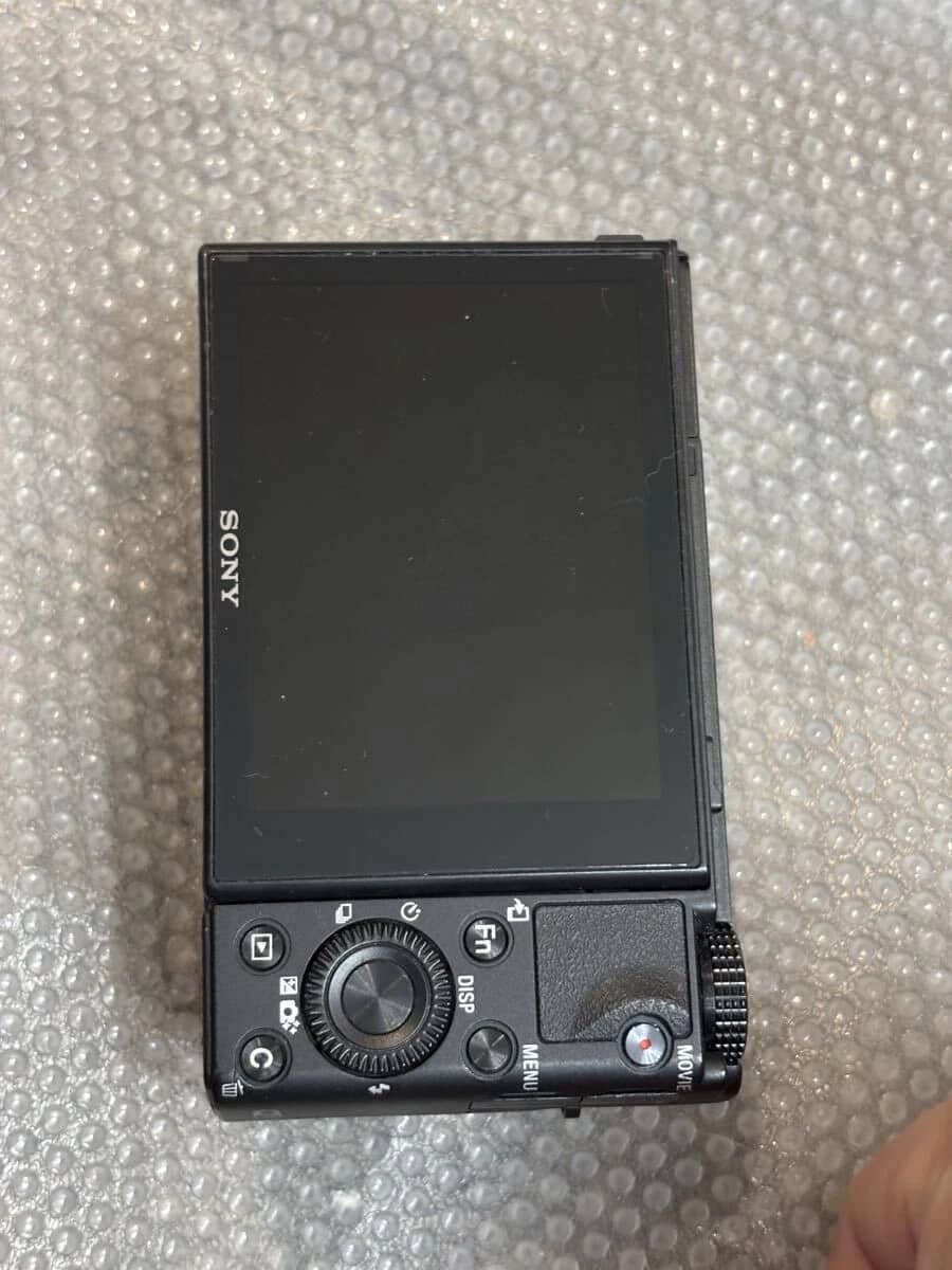 Sony Cyber-shot DSC-RX100 III Digital Cameras Black Used - Good Body Only