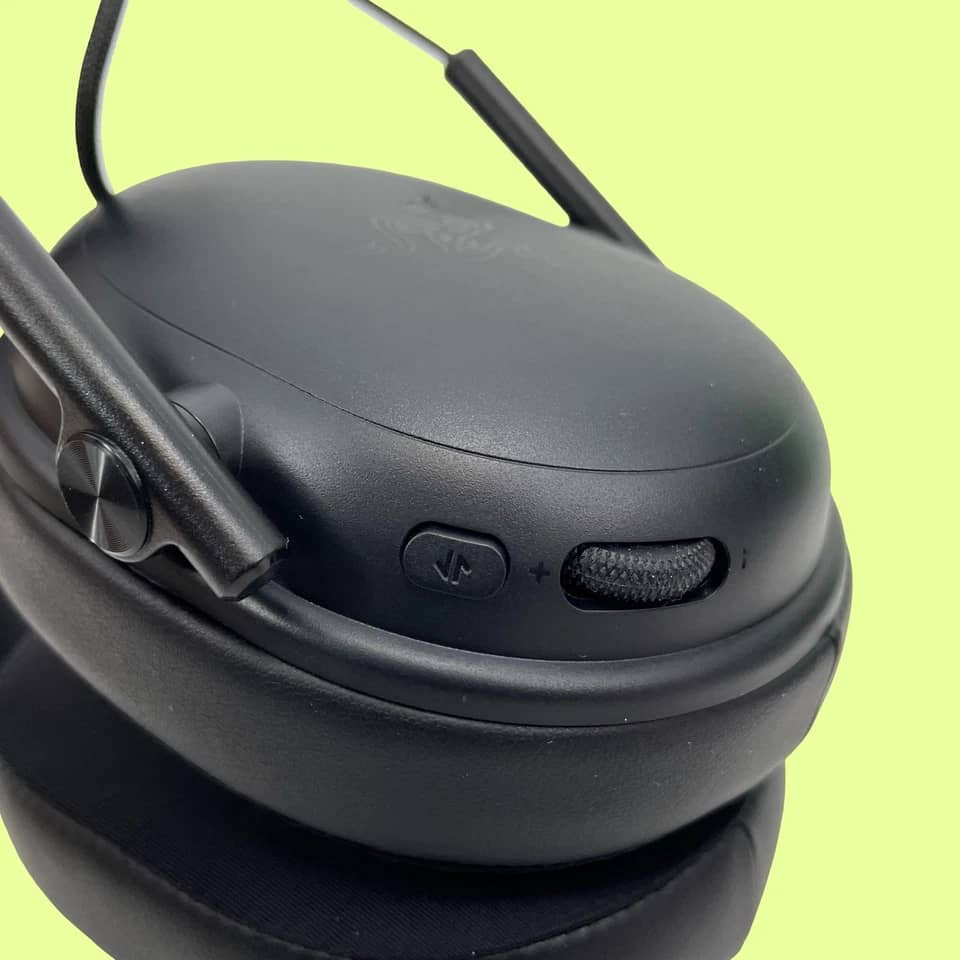 Razer Razer BlackShark V3 Headphones & Earbuds 