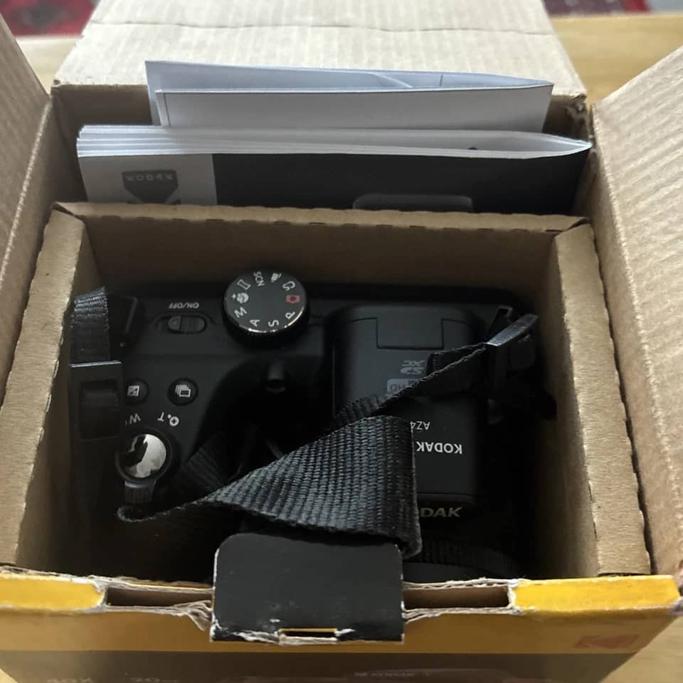 Kodak AZ405 Digital Cameras
