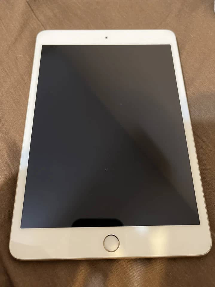 Apple iPad Mini 3 Tablets