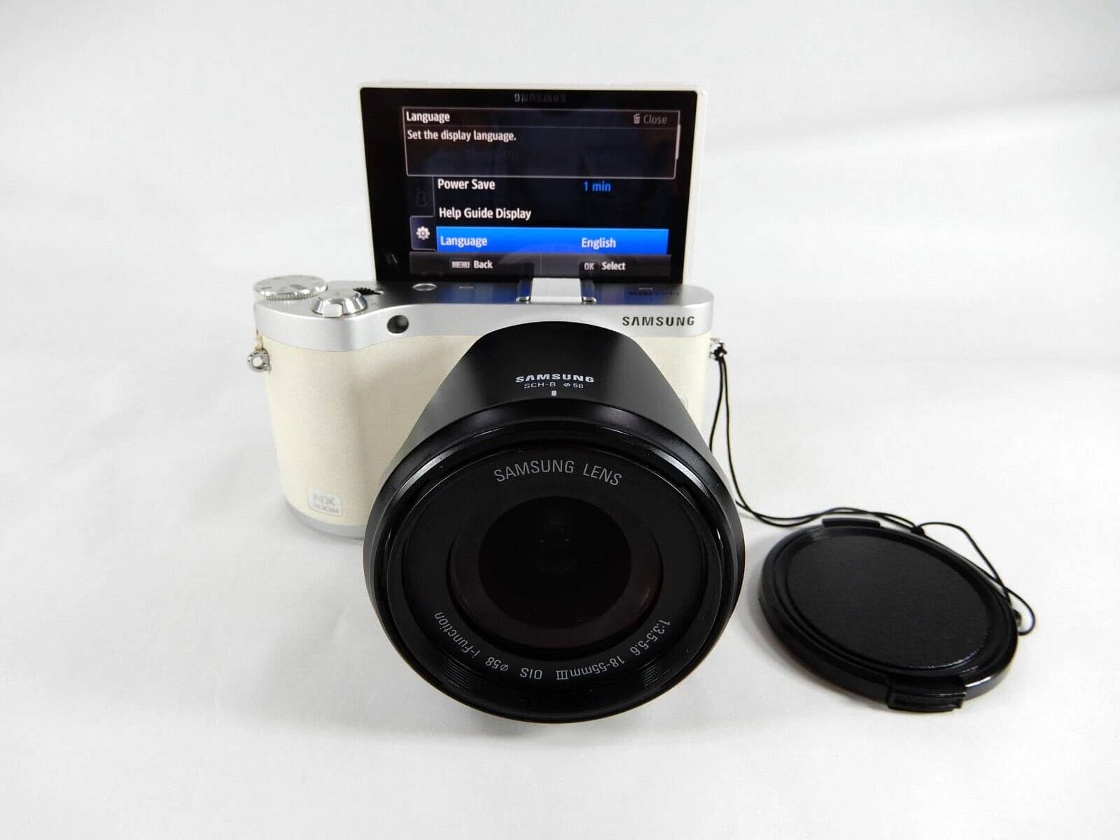 Samsung NX300M Digital Cameras White Used - Good 18-55mm IS II Kit