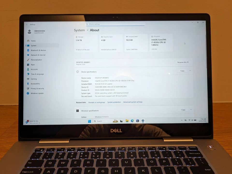 Dell Inspiron 7570 Computers