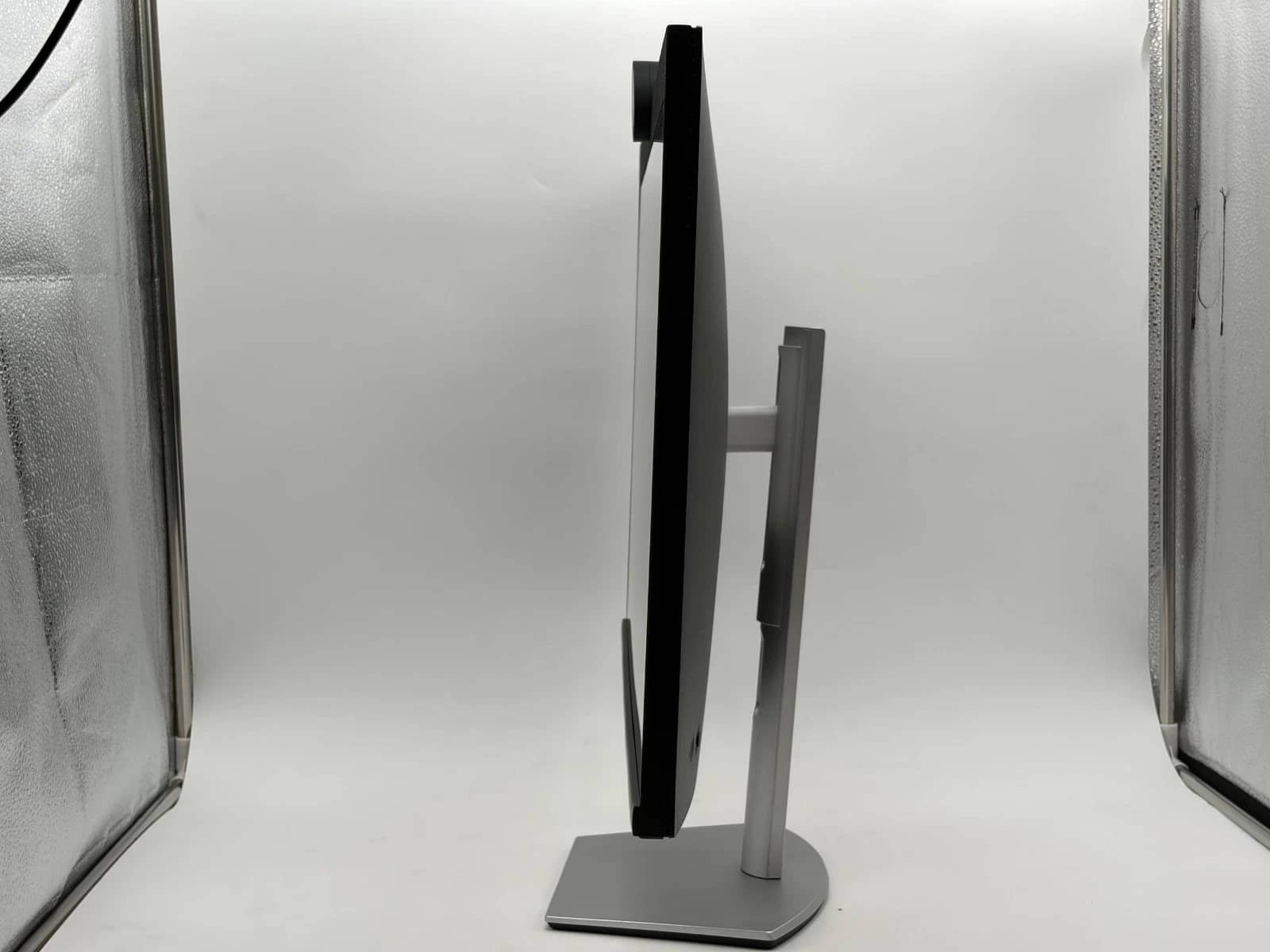 Dell P2724DEB Monitors New