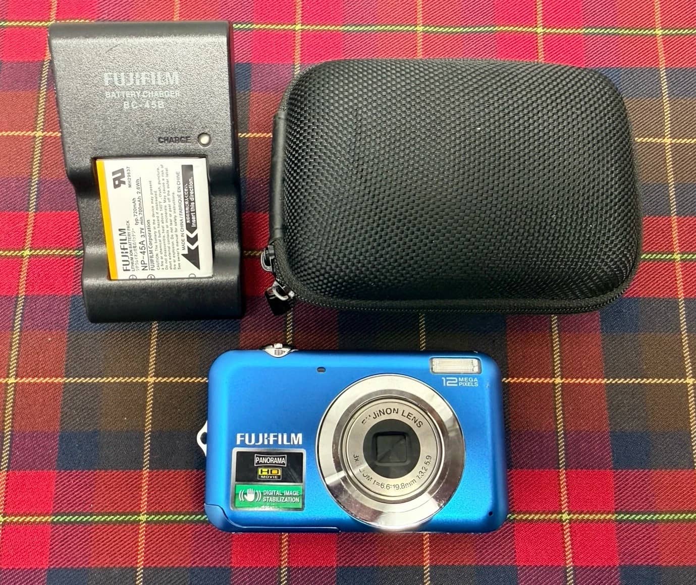 Fujifilm FinePix JV100 Digital Cameras Black New Body Only
