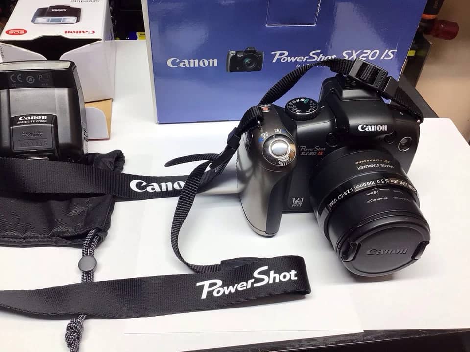 Canon PowerShot SX20 IS Digital Cameras Black New Body Only