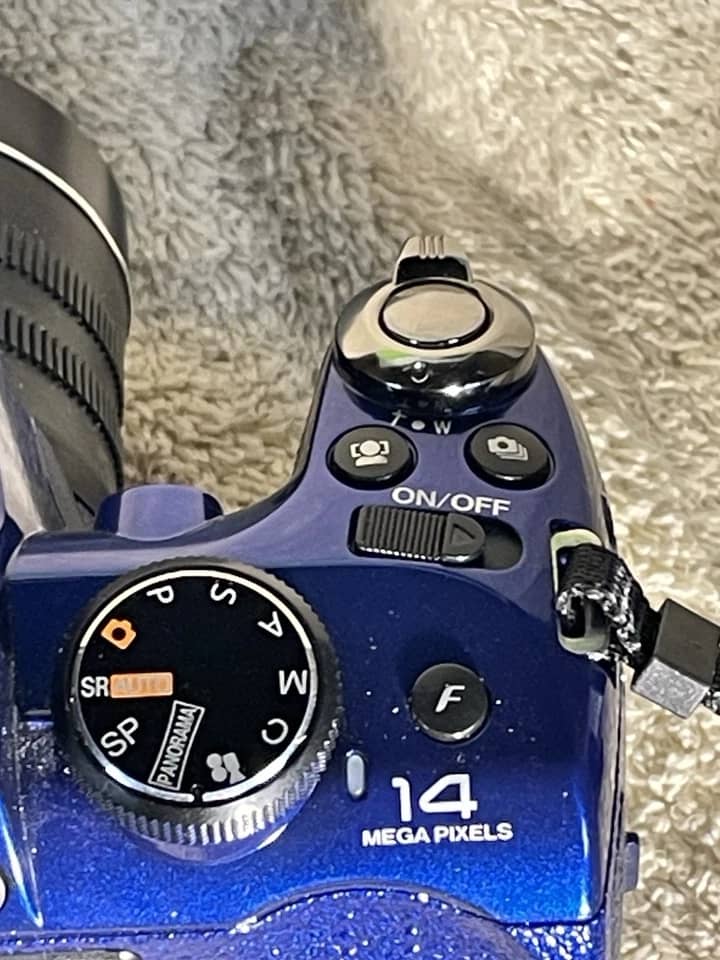 Fujifilm FinePix S Series S4400 Digital Cameras Black Used - Good Body Only