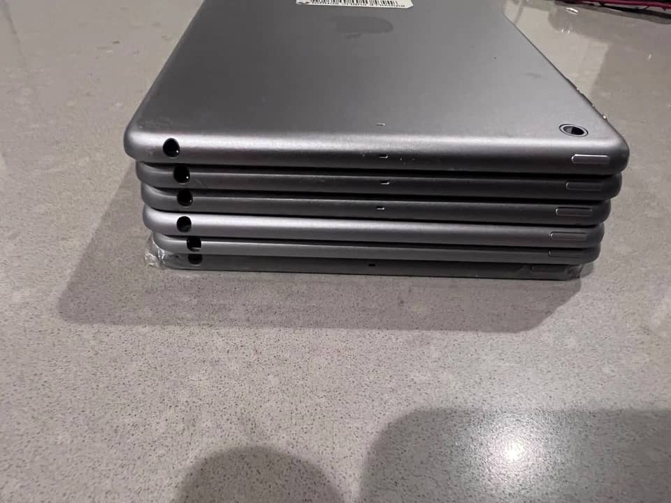 Apple iPad Mini 4 Tablets