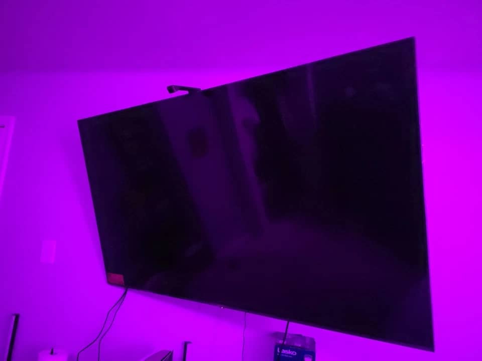 LG UQ7070ZUD TVs
