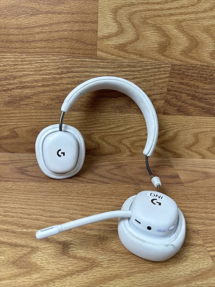 Logitech G735 Headphones & Earbuds 