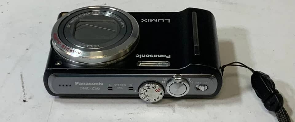 Panasonic DiMAGE Z6 Digital Cameras
