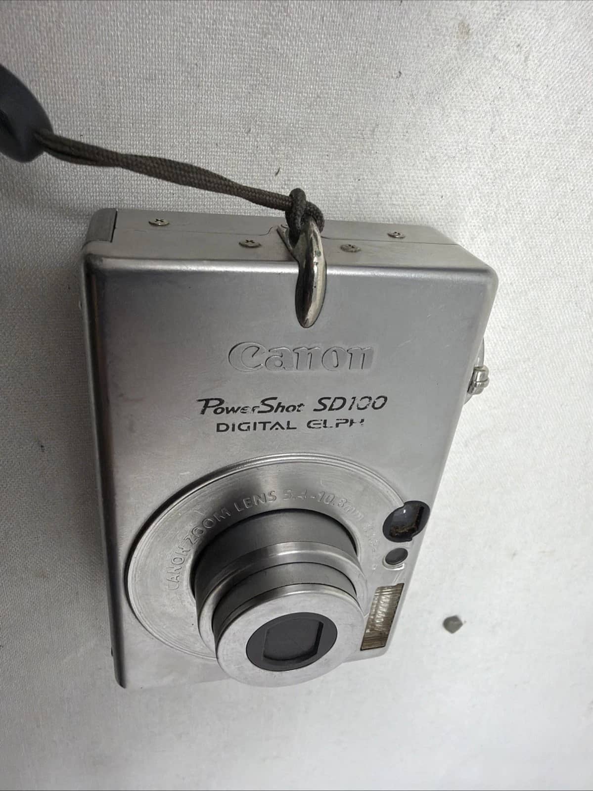 Canon PowerShot SD100 Digital Cameras Silver For parts or not working Body Only