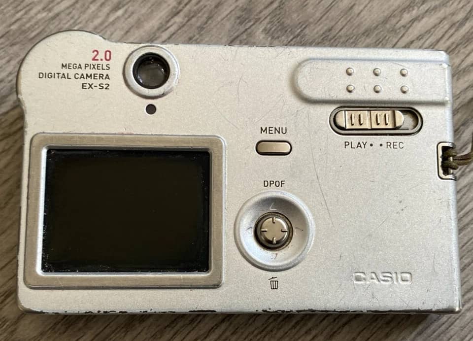 Casio Exilim EX-FH20 Digital Cameras
