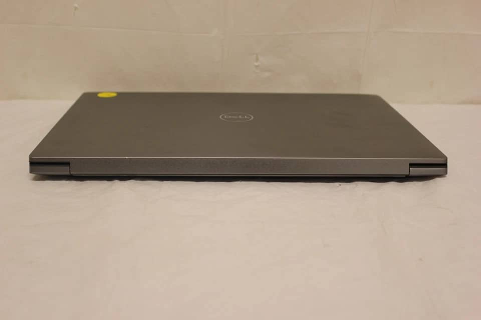 Dell Precision 5490 Computers