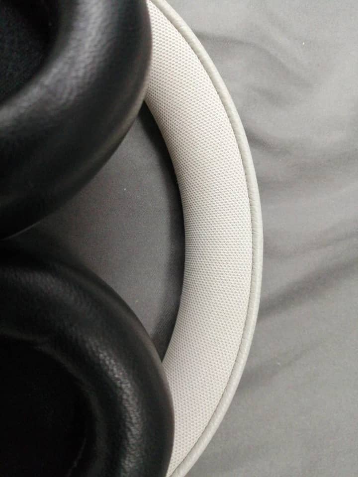 Bang & Olufsen Beoplay H95 Headphones & Earbuds 