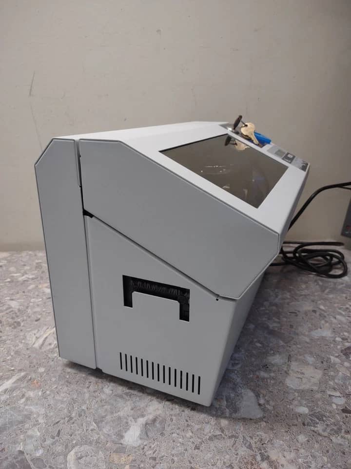 Zebra P330iUM Printers For parts or not working
