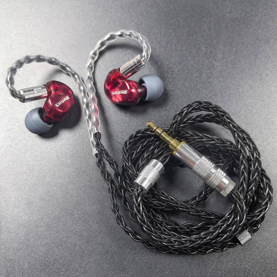 Shure SE535LTD Headphones & Earbuds Red New