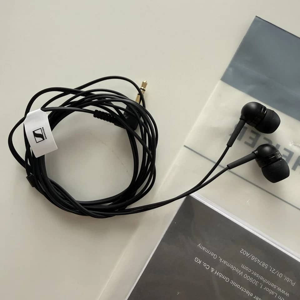 Sennheiser IE 4 Headphones & Earbuds Black New