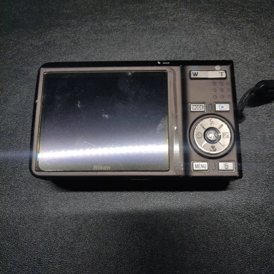 Nikon s550 Digital Cameras Black New Body Only