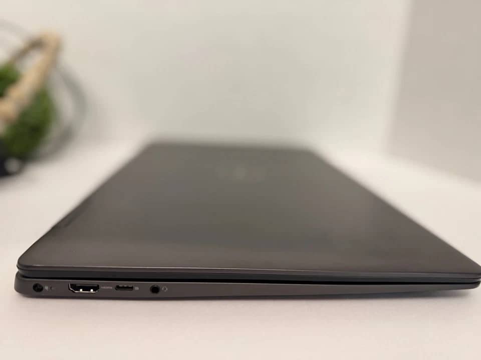 Dell Inspiron 15 7586 Computers
