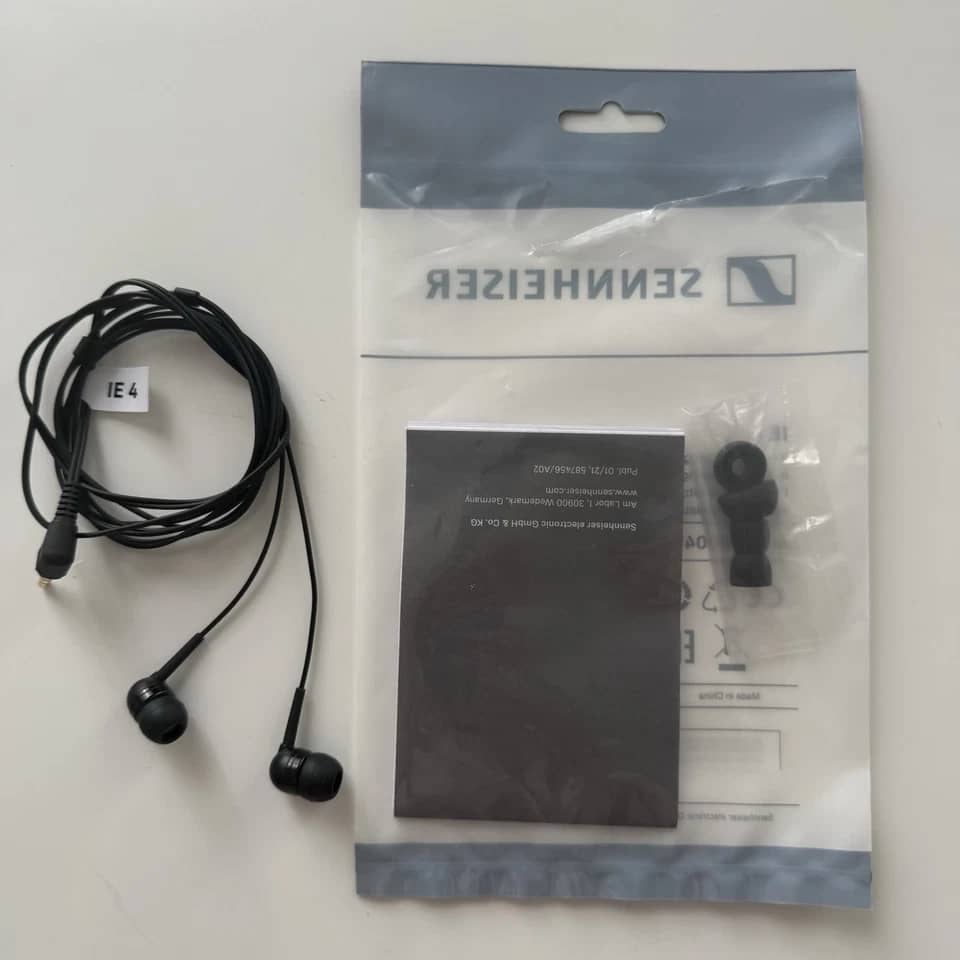 Sennheiser IE 4 Headphones & Earbuds Black New
