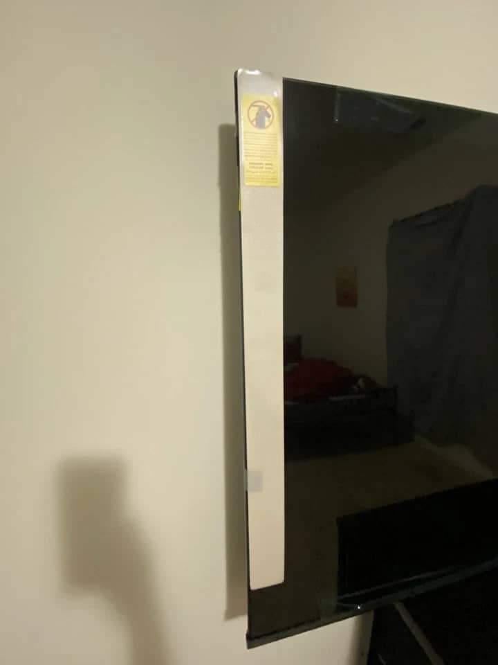 Roku 55R8F5 TVs