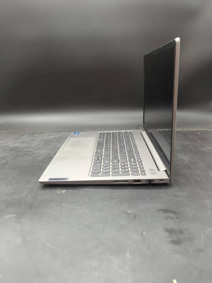 Lenovo 15G2ITL Computers