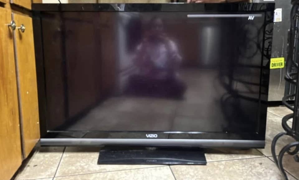 VIZIO TU8510 TVs