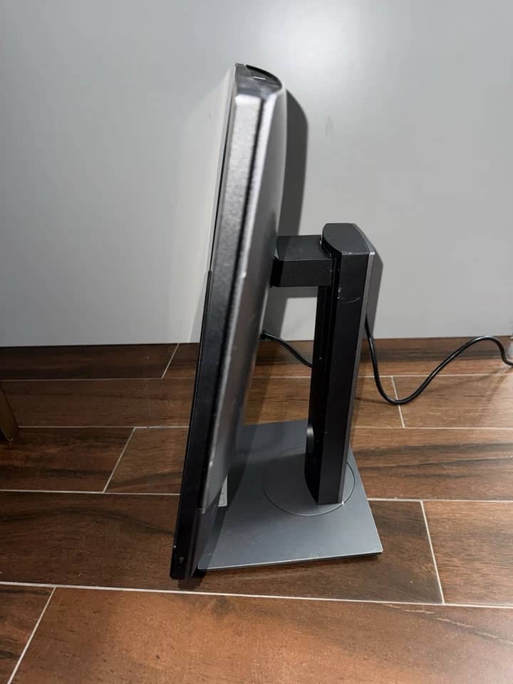 Dell OptiPlex 7490 Computers