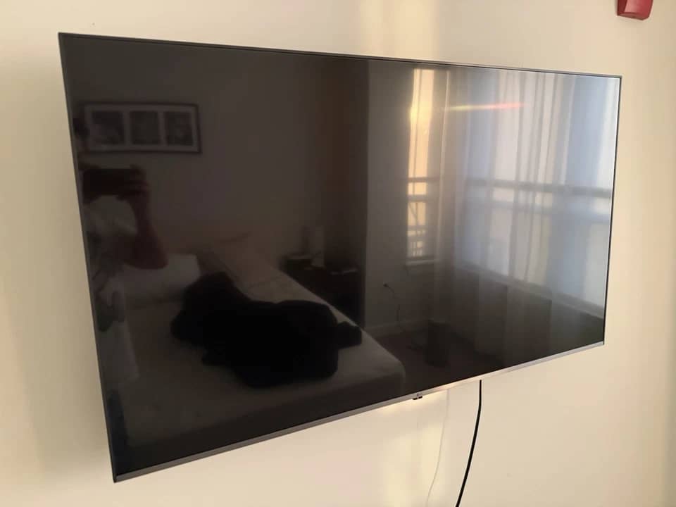LG 55UQ7070ZUE TVs
