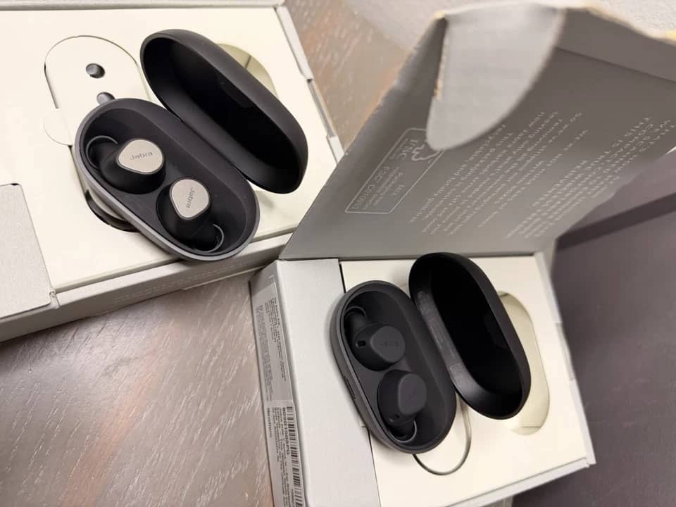 Jabra Elite 7 Pro Headphones & Earbuds 