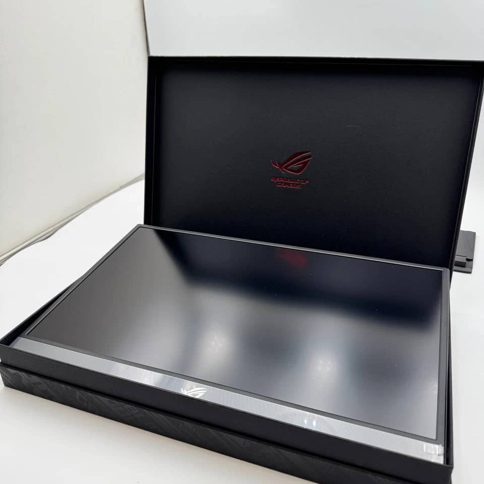 ASUS XG17AHPE Monitors